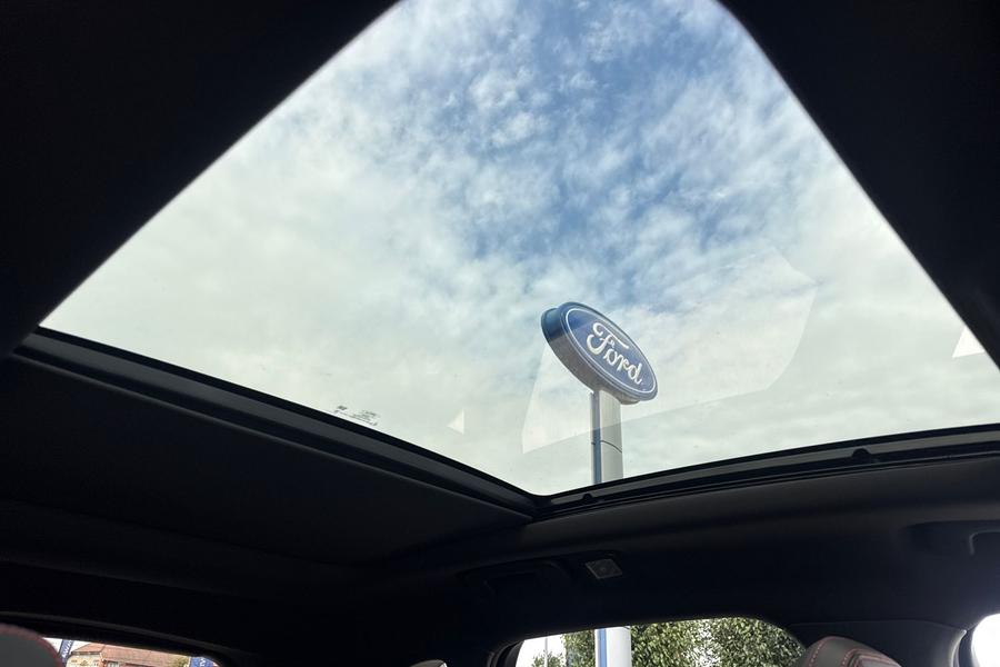 Ford KUGA Photo autoimg-67b258b6023ad07f86aa0901ca5ee58d693d9983.jpg