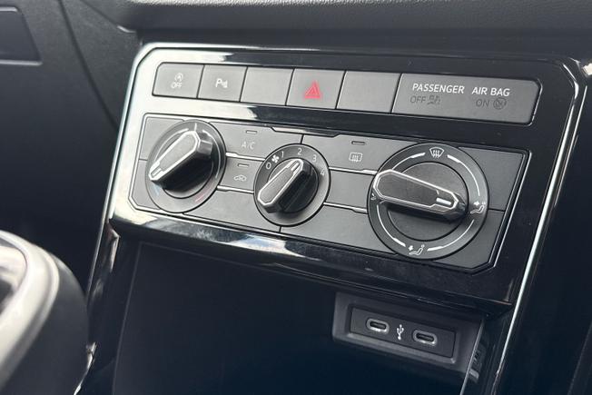 Volkswagen T-Cross Photo 25