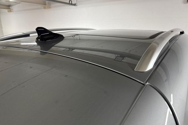 VOLKSWAGEN Tiguan Photo 35