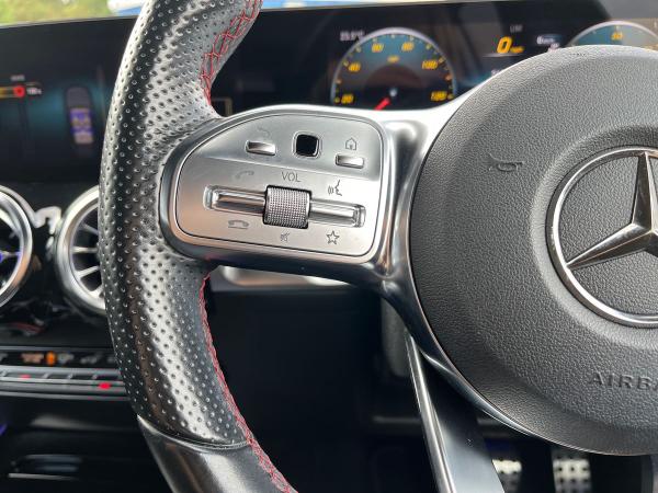 Mercedes-Benz EQB Photo autoimg-67c1f3b115e0fe75637c30424d5cc2cfaf22794e.jpg
