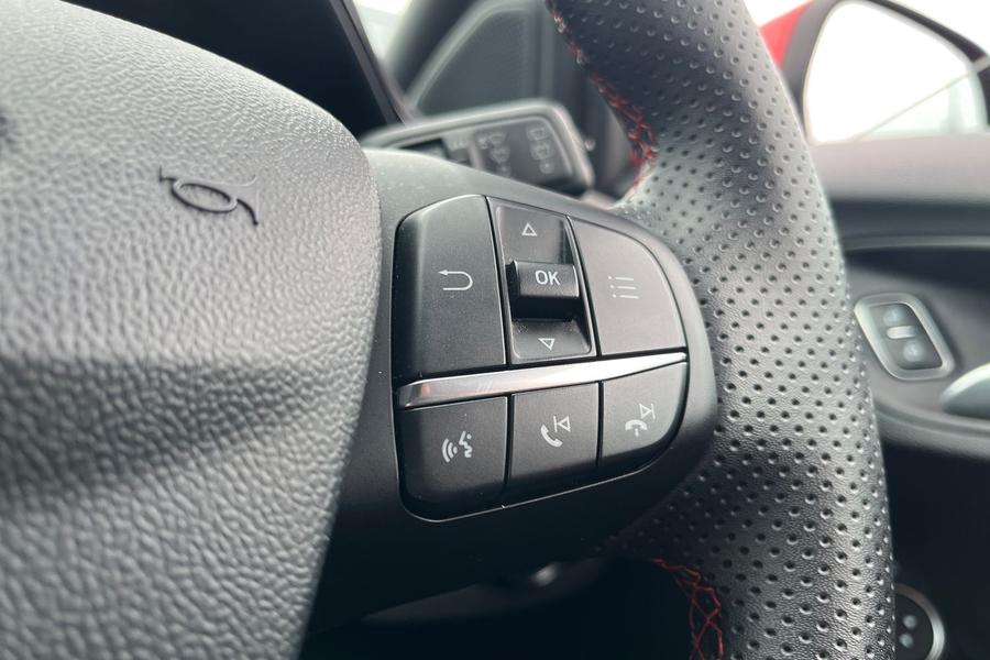 Ford PUMA Photo autoimg-67c286b433ed2b1e243db4b4e5b9e7c431c6f46b.jpg