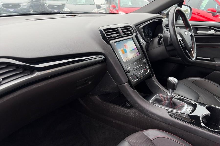 Ford MONDEO Photo autoimg-67d08784ce4374677adc7c60c99fd2952ec09da6.jpg