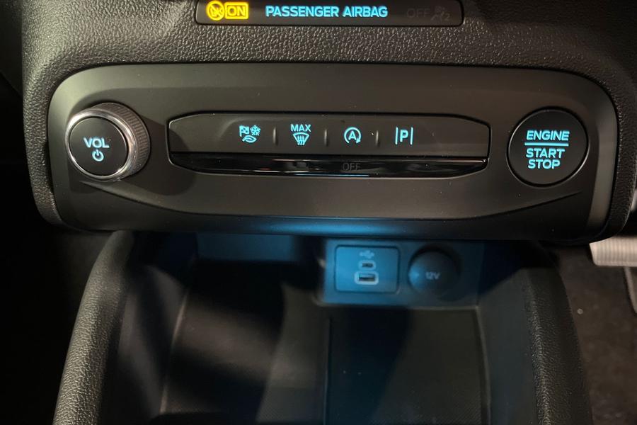 Ford FOCUS Photo autoimg-67d5875c1bc2b296828bc13158609c14e39f6a43.jpg