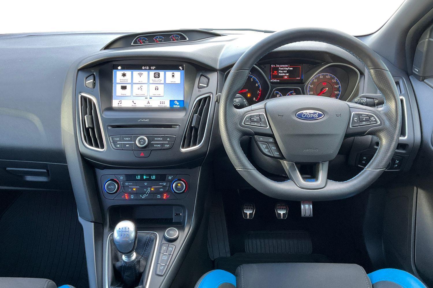 Ford Focus Photo 10