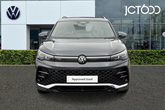 VOLKSWAGEN Tiguan Photo 8