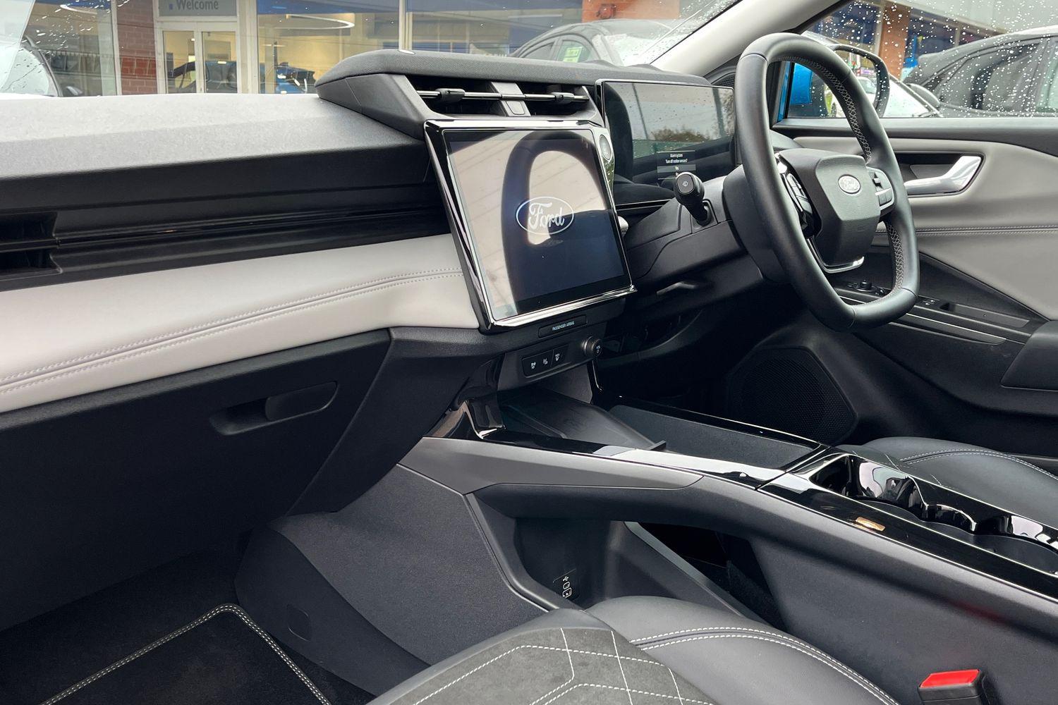 Ford PUMA GEN-E Photo 17