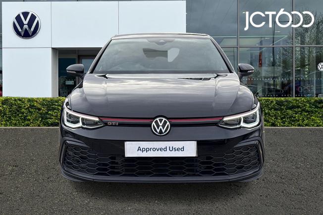 VOLKSWAGEN Golf Photo 8