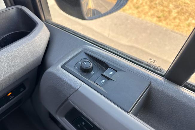 VOLKSWAGEN Crafter Photo 41