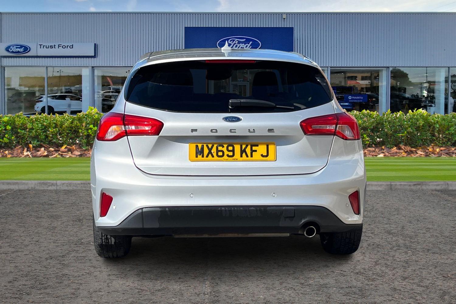 Ford FOCUS Photo 6