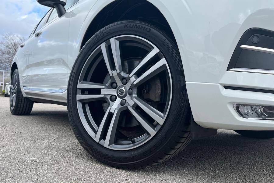 Volvo XC60 Photo autoimg-67f20749424e5ba01886a61d5492c25e205a73b3.jpg