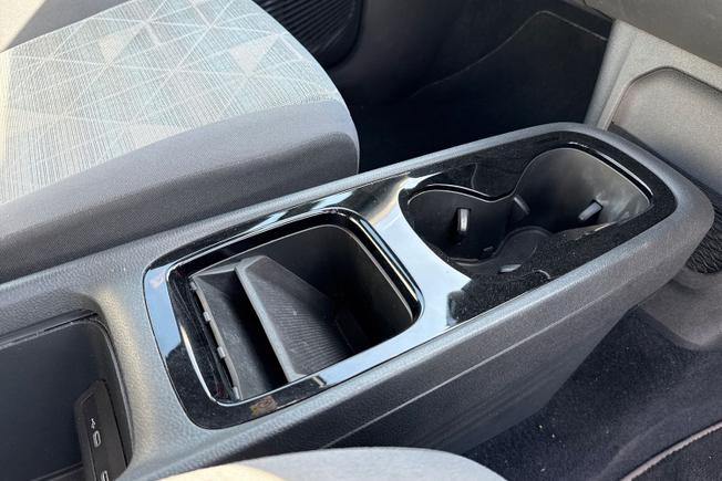 VOLKSWAGEN ID.3 Photo 29