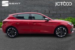 CUPRA Leon Photo 4