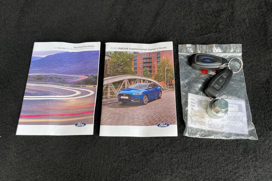 Ford FOCUS Photo autoimg-67fa8b1bd7db38f79cc198c68263533af5ff793d.jpg