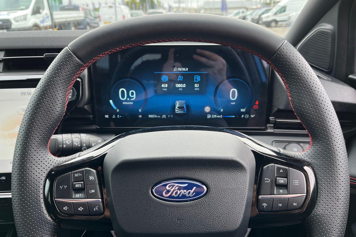 Ford PUMA Photo 11