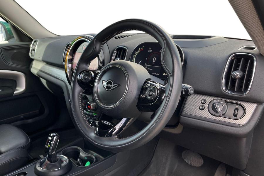 MINI Countryman Photo autoimg-68032efb57c1784233b19e9eb0e84bbc7df2cf62.jpg