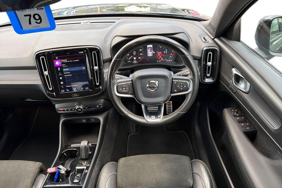 Volvo XC40 Photo autoimg-680a59f4f56911159819bd645411b5e00641f23a.jpg