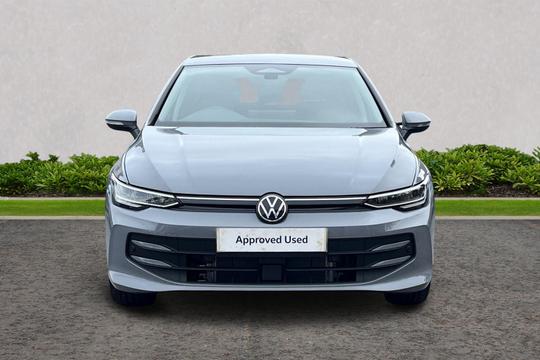Volkswagen Golf Photo autoimg-680ae78b89f0af7a2c75f5f7cb2e723f0f697025.jpg