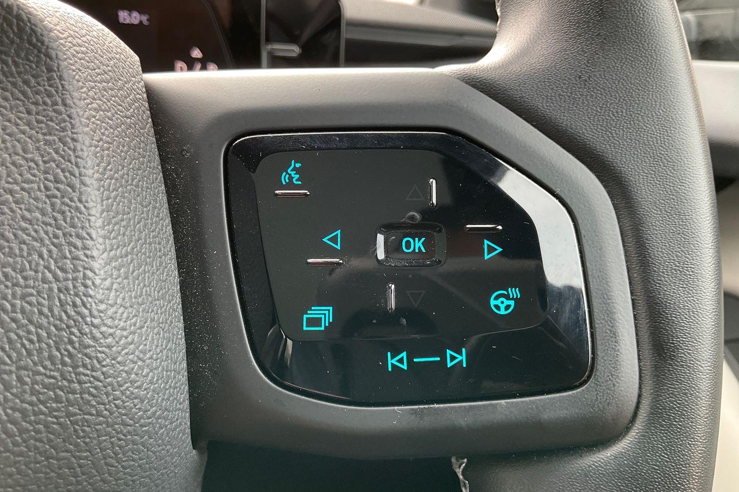 Ford Explorer Photo 31