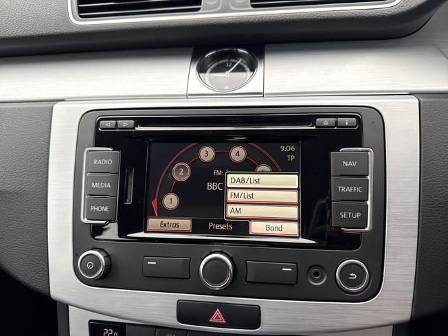 VOLKSWAGEN CC Photo 13