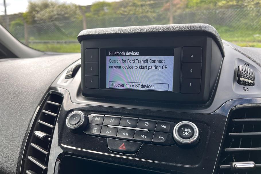 Used FORD TRANSIT CONNECT WU69ZDR 17