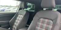 Volkswagen Golf Photo 22