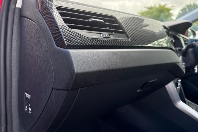 VOLKSWAGEN Polo Photo 40
