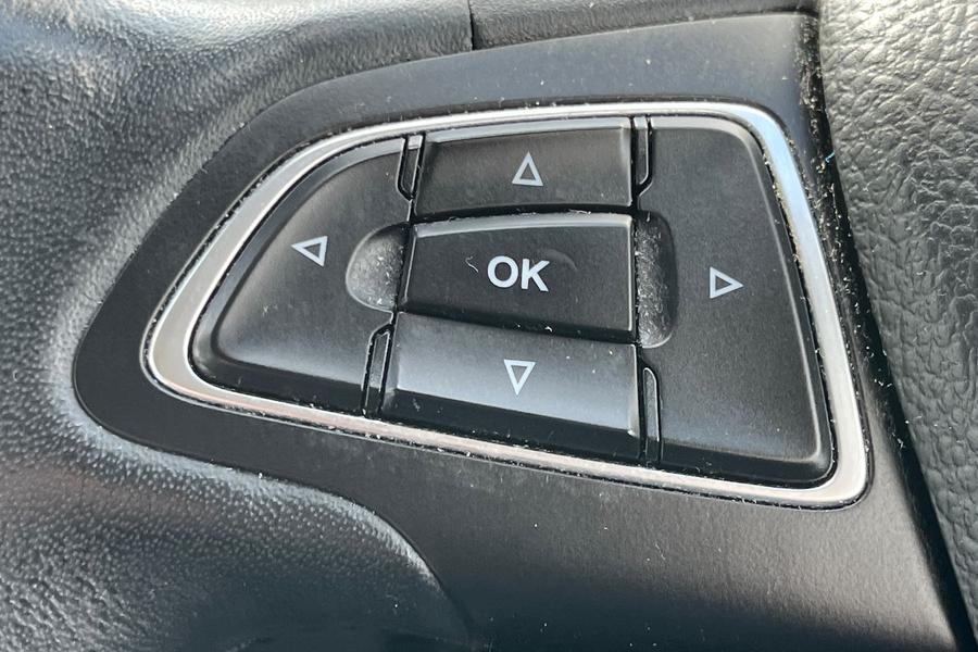 Ford KUGA Photo autoimg-6813f0061864214c927ab55bc2bd45c6f6ecc93e.jpg