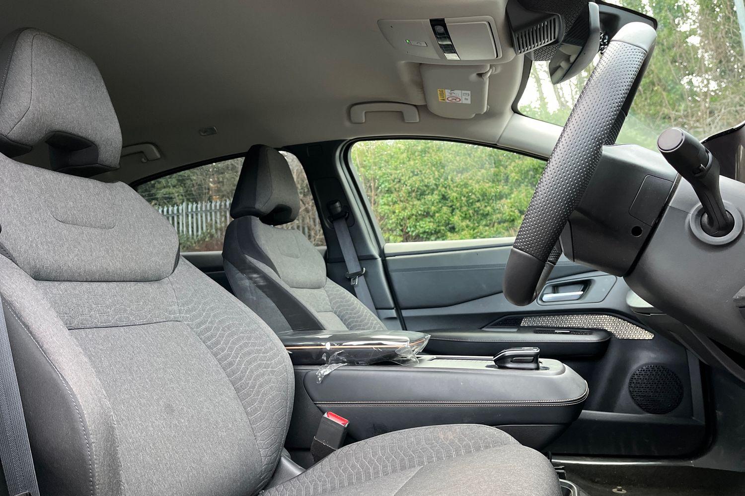 Nissan Ariya Photo 16