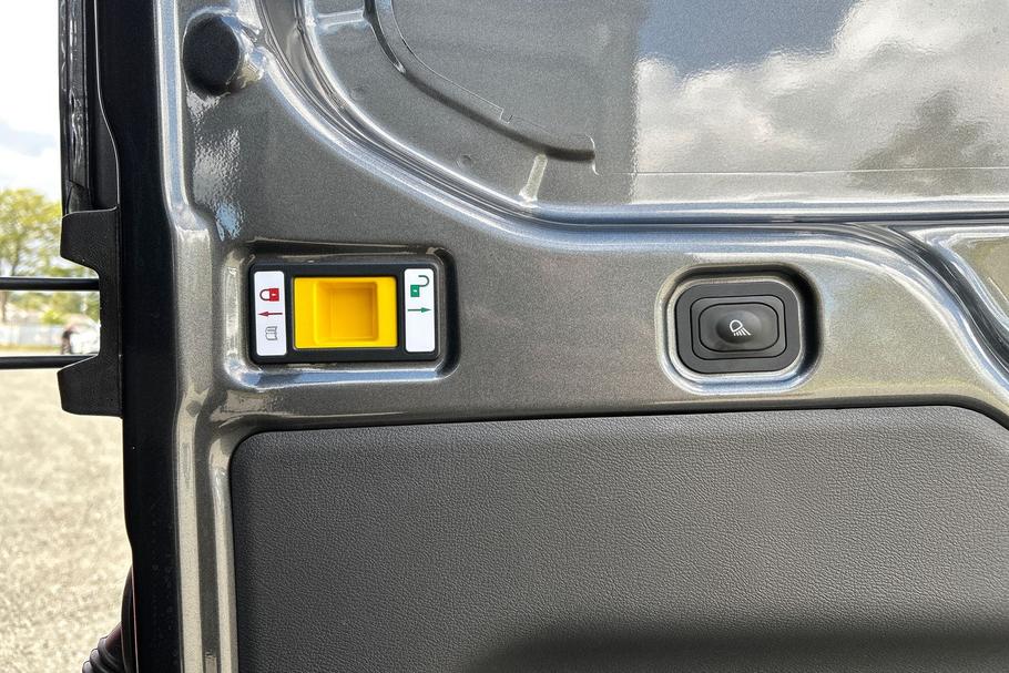 Used Ford E-TRANSIT 30