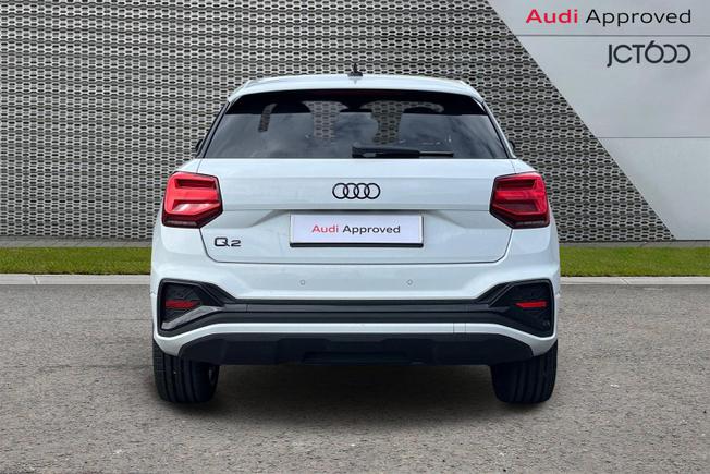 AUDI Q2 Photo 7