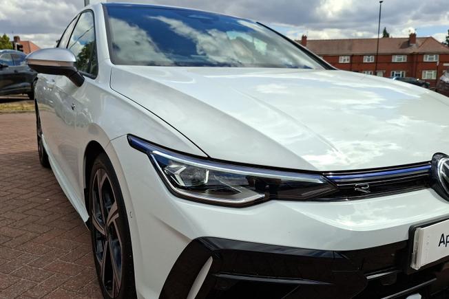 Volkswagen Golf Photo 19