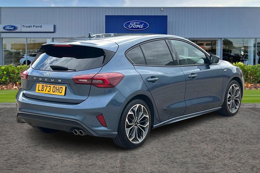Ford Focus Photo autoimg-68243c92c79e1dbc99411f5b5701fd8918c0a6b3.jpg