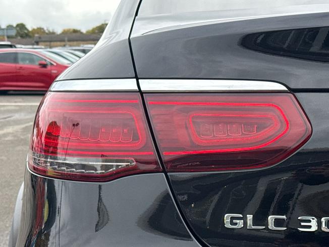 MERCEDES-BENZ GLC Photo 39