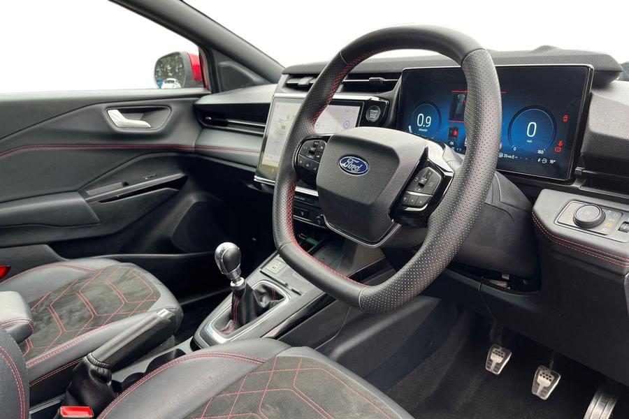 Ford PUMA Photo autoimg-682661a5d9607736192d8f266f765166f4c340f3.jpg