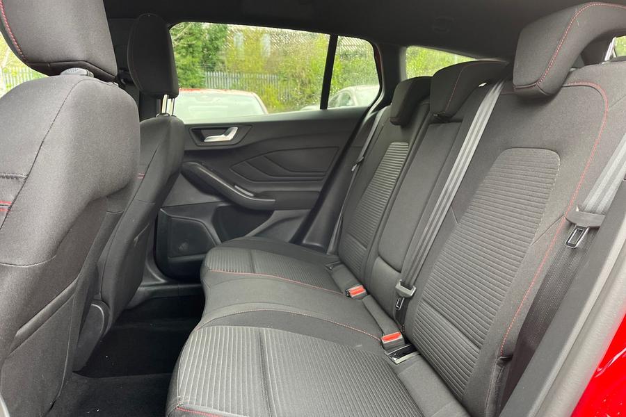 Ford Focus Photo autoimg-6827966d9df5dc760f1f9c8b5001ebce28c7b722.jpg