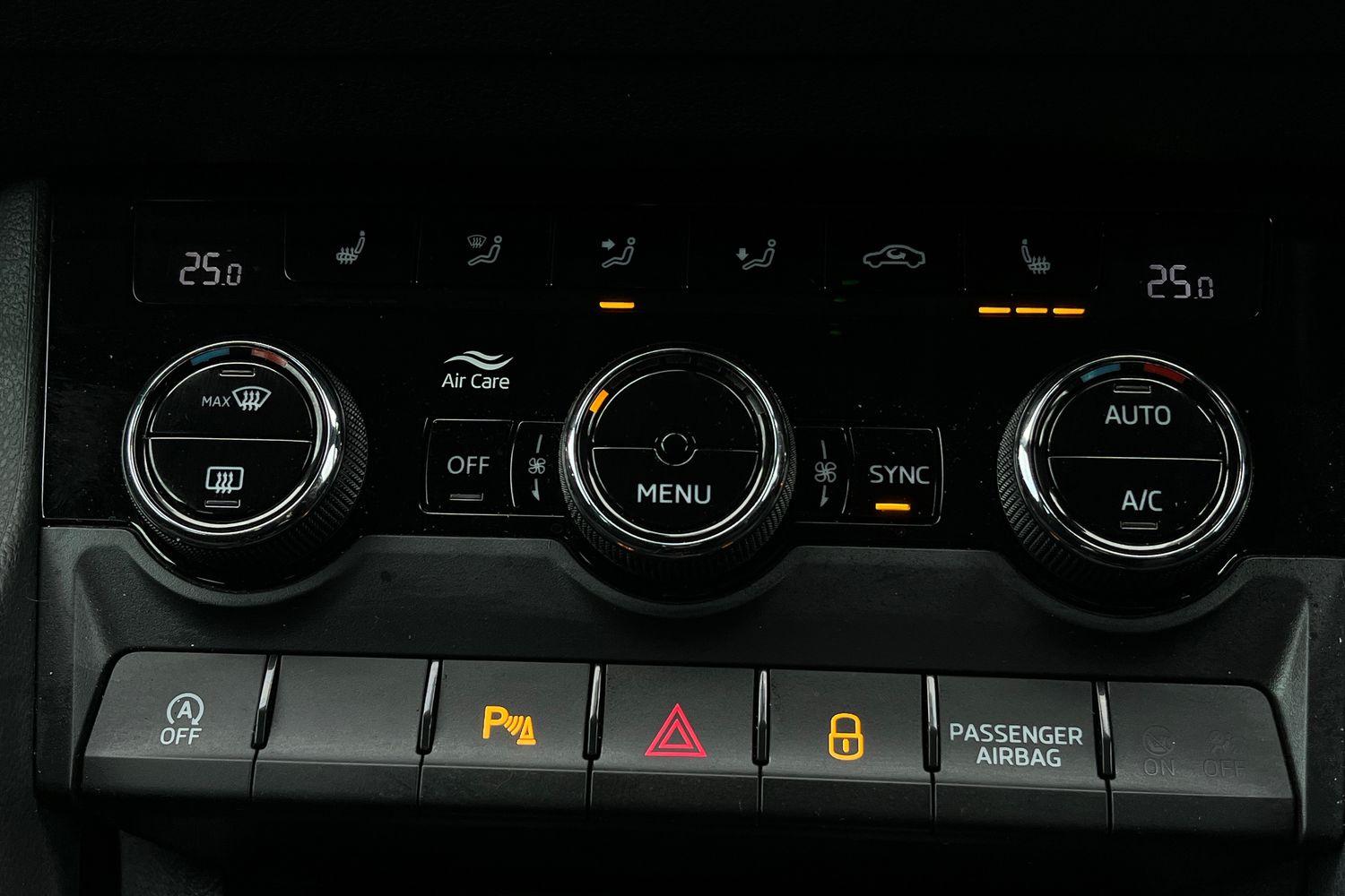 Skoda KAROQ Photo 26