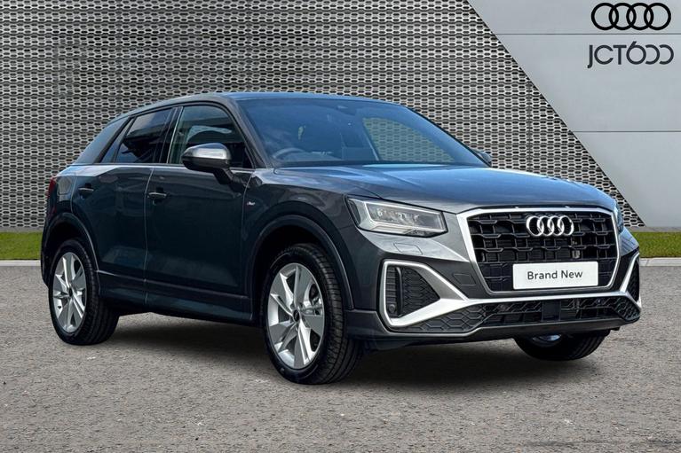 Used AUDI  Q2