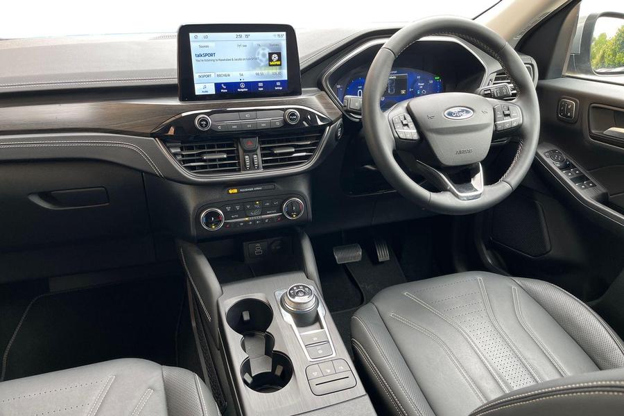 Ford KUGA Photo autoimg-682eea22e00766067bfc124d79a62164937785fb.jpg