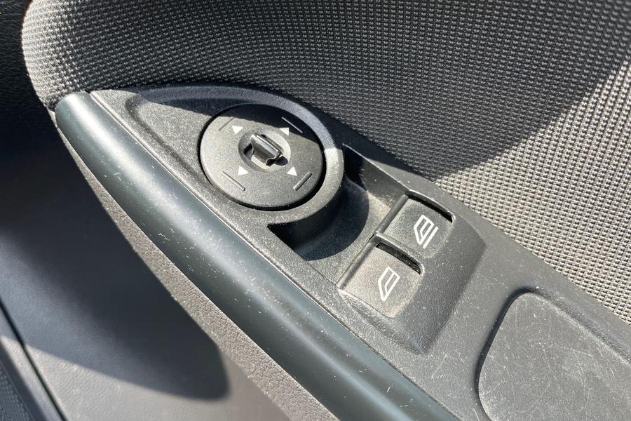Ford FOCUS Photo autoimg-68332bf0db8a6a91399905e72a0b336701f7bc63.jpg