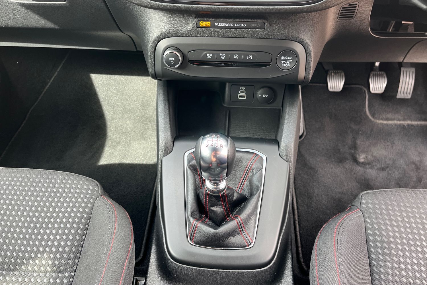 Ford Focus Photo 29