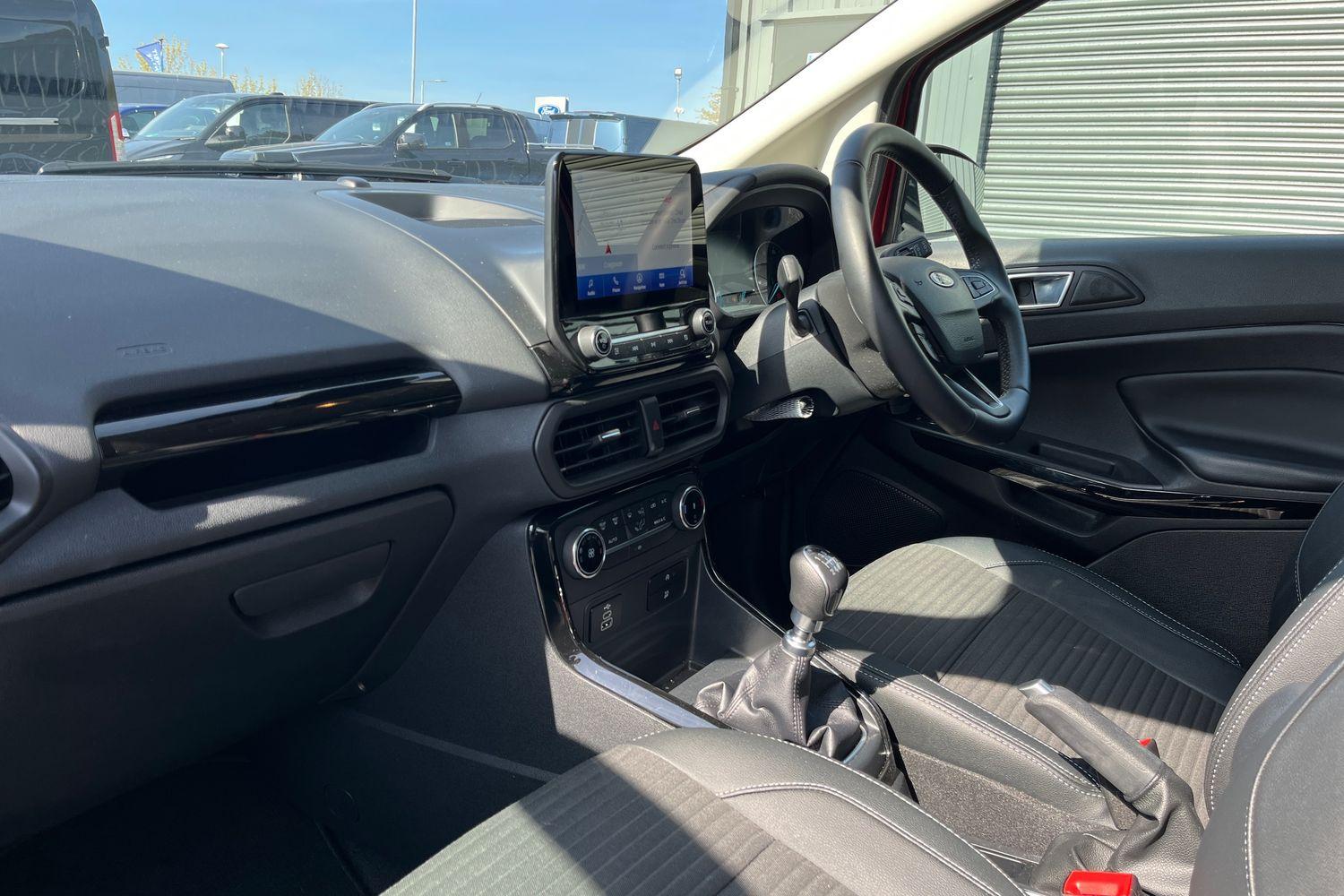 Ford ECOSPORT Photo 17