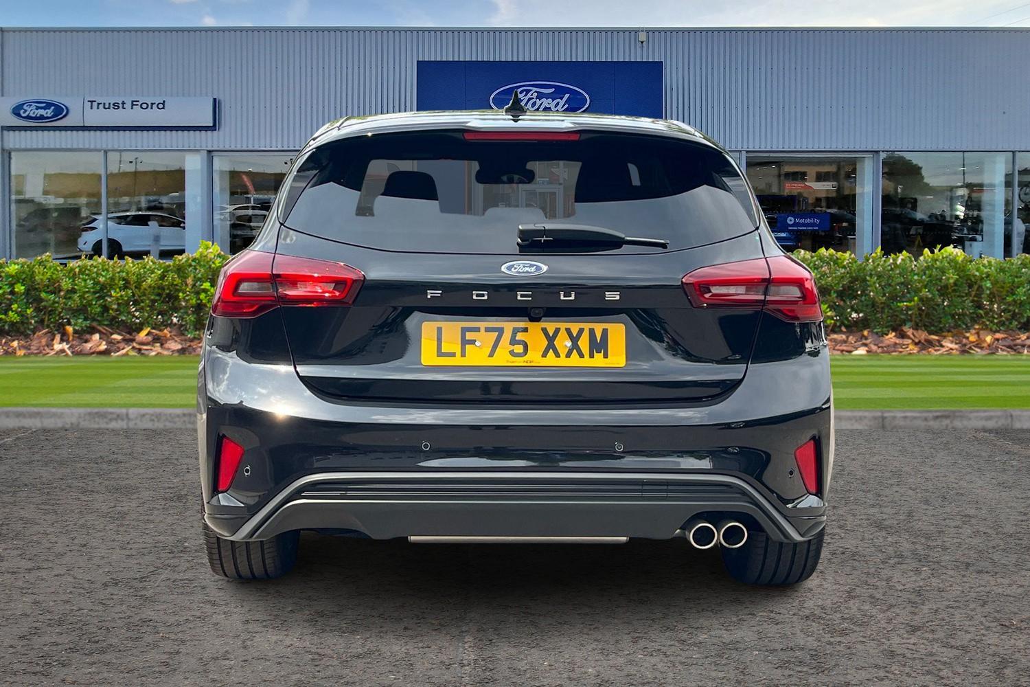 Ford FOCUS Photo 6