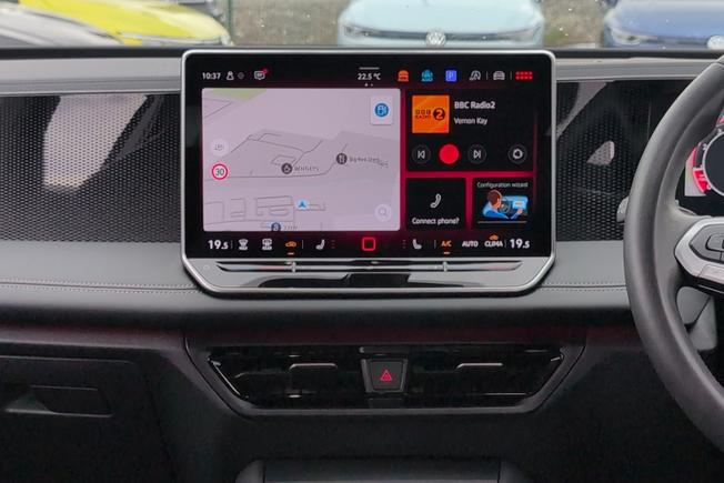 VOLKSWAGEN Tiguan Photo 40