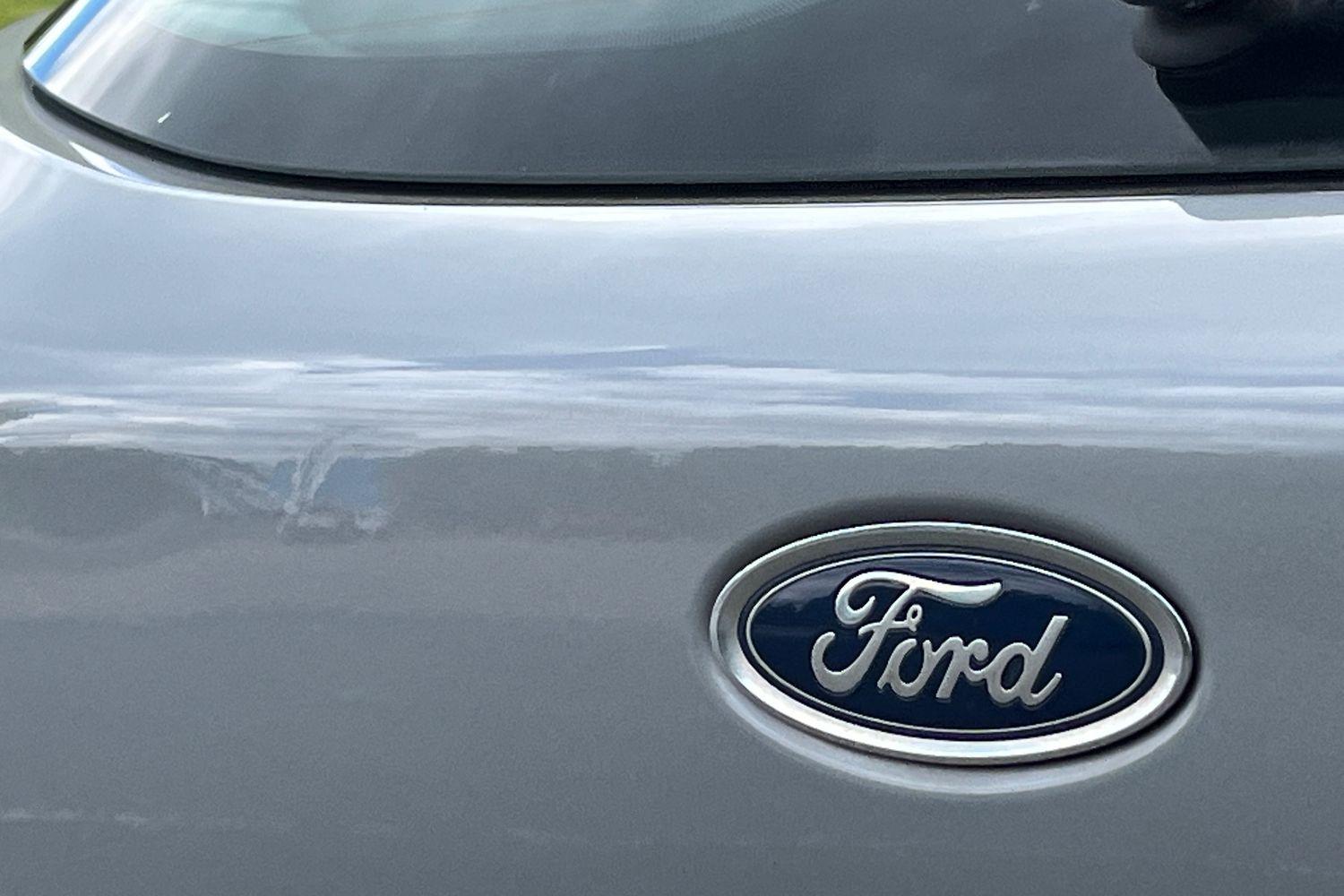 Ford PUMA Photo 39