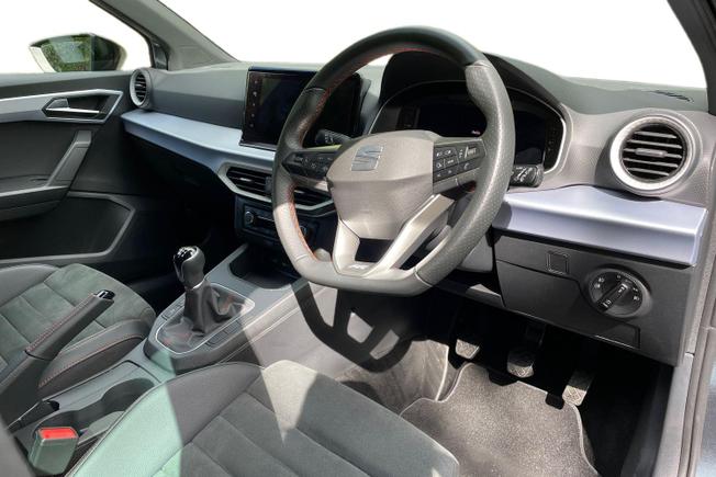 SEAT Ibiza Photo 6