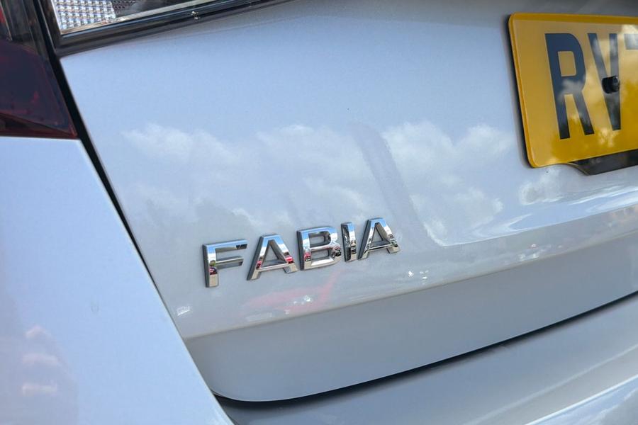 Skoda Fabia Photo autoimg-684058521e5ea3d6fcae6e3c08b1fbdbfd8b9101.jpg