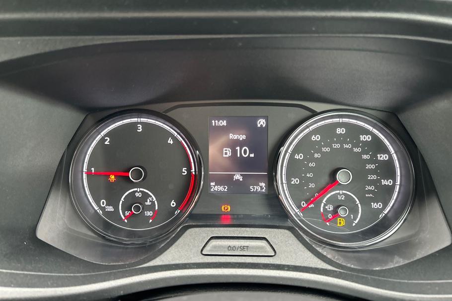 Used Volkswagen TRANSPORTER DV71OLJ 8