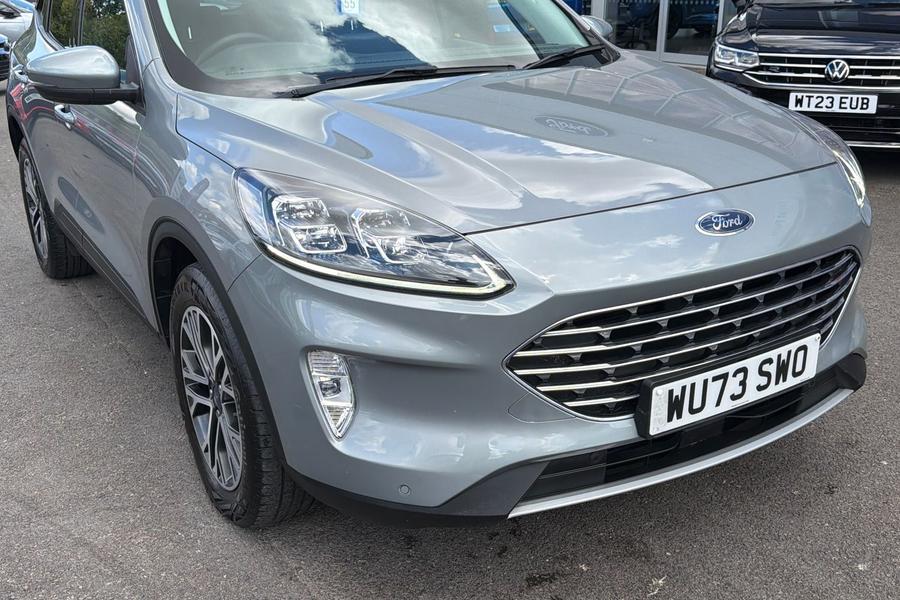 Ford Kuga Photo autoimg-684213cc26dea938e01667abecd2d503875247d2.jpg