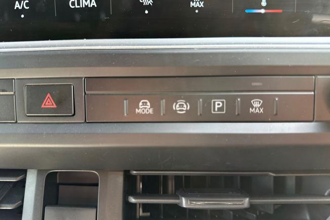 VOLKSWAGEN Transporter Photo 43
