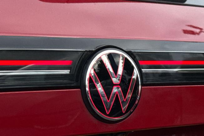 VOLKSWAGEN Passat Photo 45